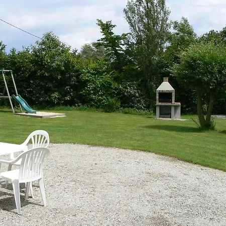 Petite Maison Dans La Prairie